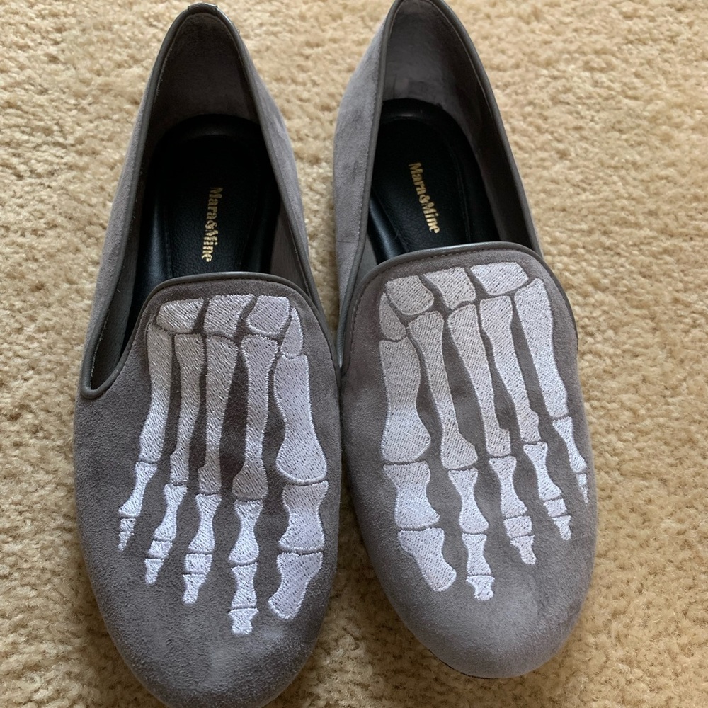 Mara & mine grey suede skeleton shoes